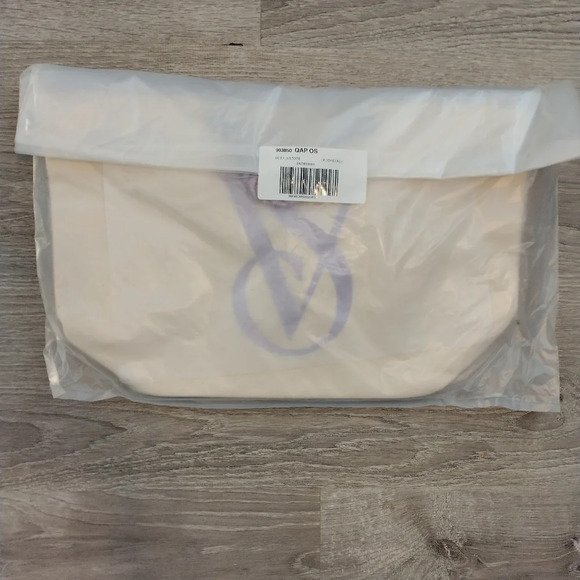 Bag - Picture 1 of 4